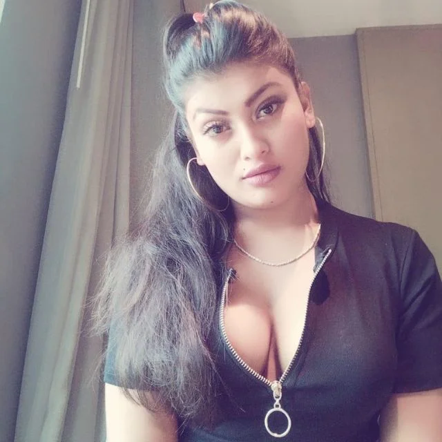 24-hour-Call-girls-Available-in-Dehradun